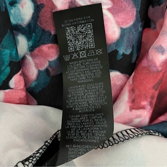 NEW ASOS Plunge Frill Sleeve Mini Dress in Pink and Blue Rose‎ Floral Size 12 - Picture 14 of 14